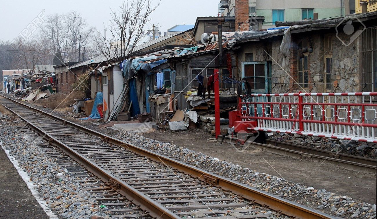 4018416-slums-in-china.jpg