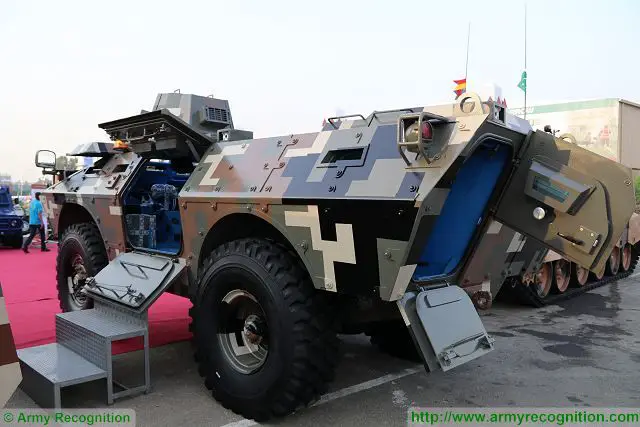 Dragoon_2_4x4_APC_Heavy_Industries_Taxila_IDEAS_2016_defense_exhibition_Karachi_Pakistan_640_002.jpg