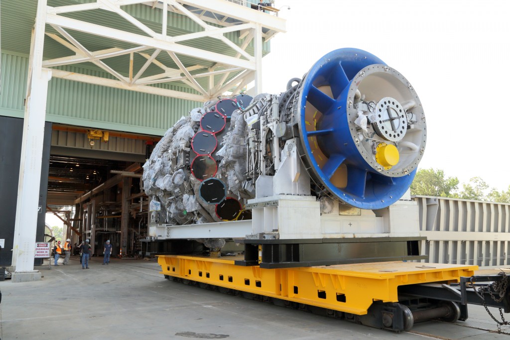9HA-gas-turbine-going-into-test-stand-1024x683.jpg