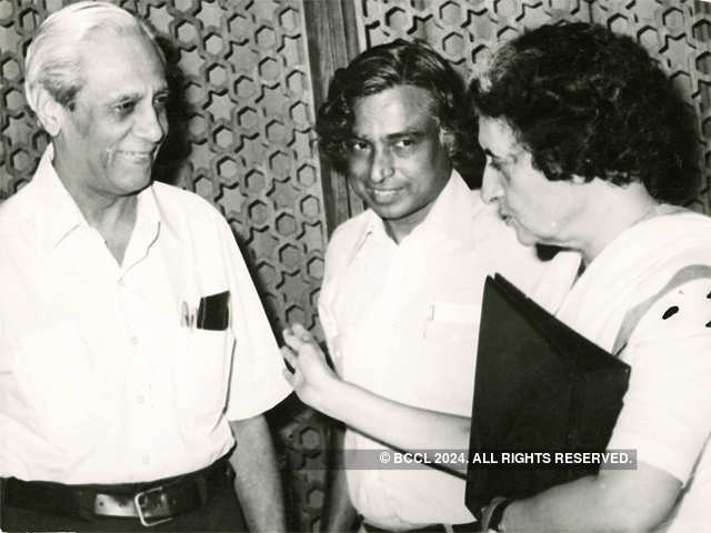 indira-gandhi-with-satish-dhawan-and-dr-adbul-kalam.jpg