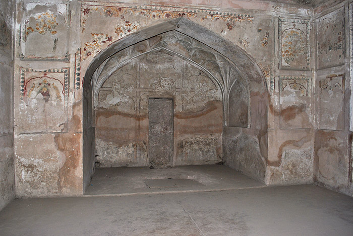 lahore-fort_shishmahalbasement19.jpg