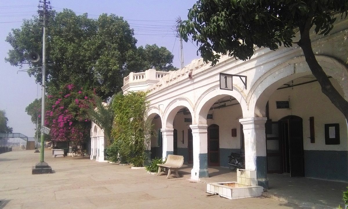 kasur-railway-station2.jpg