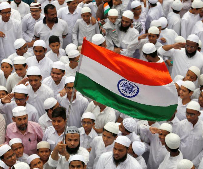 04india-muslim1.jpg