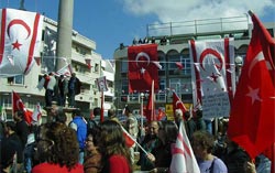 turkish-flag-cyprus.jpg