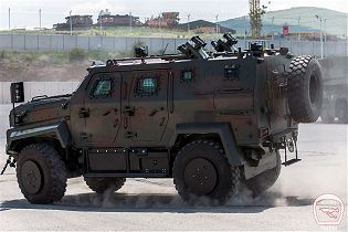 Ejder_Yalcin_4x4_tactical_wheeled_armoured_combat_vehicle_Nurol_Makina_Turley_Turkish_defense_left_side_view_001.jpg