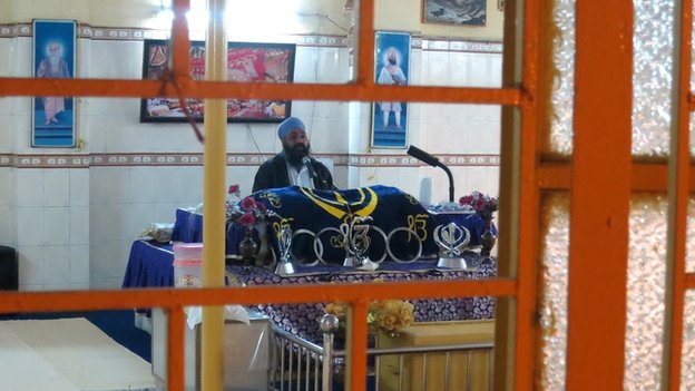 _73047304_trilokpurigurudwara.jpg