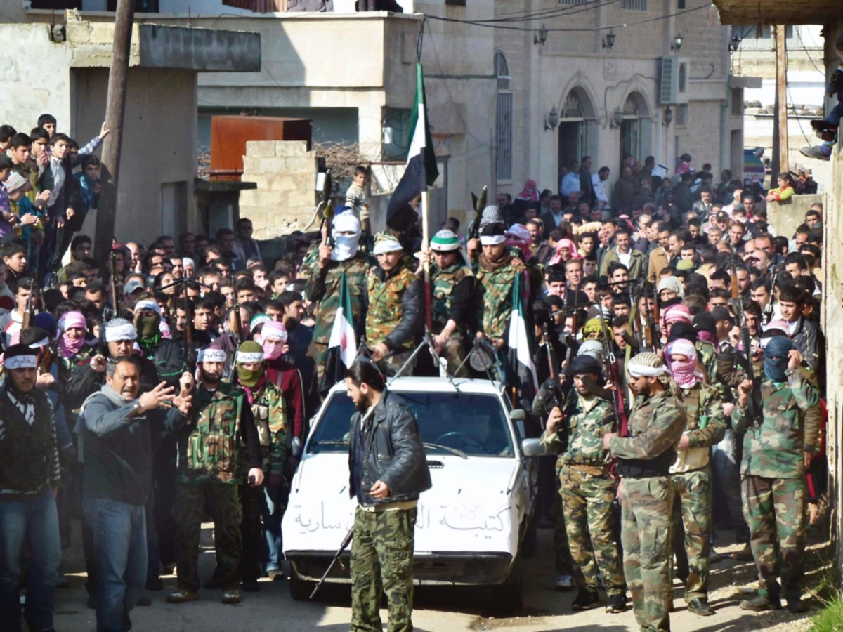 00-syria-02-12-jihadists-free-syrian-army.jpg