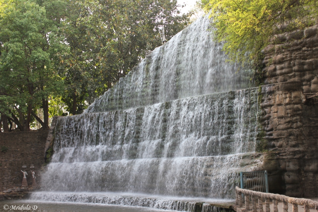 Waterfall-in-Phase-3-of-the-Rock-Garden-Chandigarh.jpg