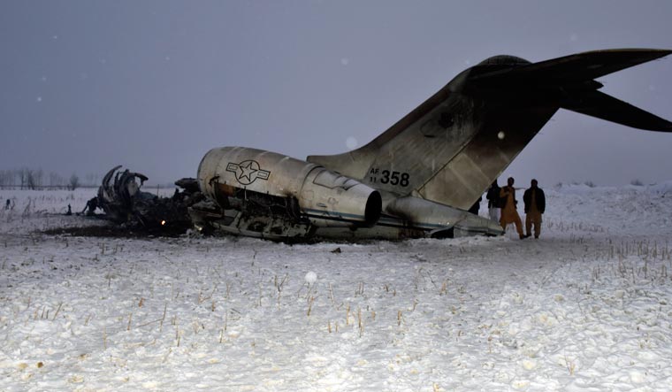 Afghanistan-ghazni-plane-crash-AP.jpg