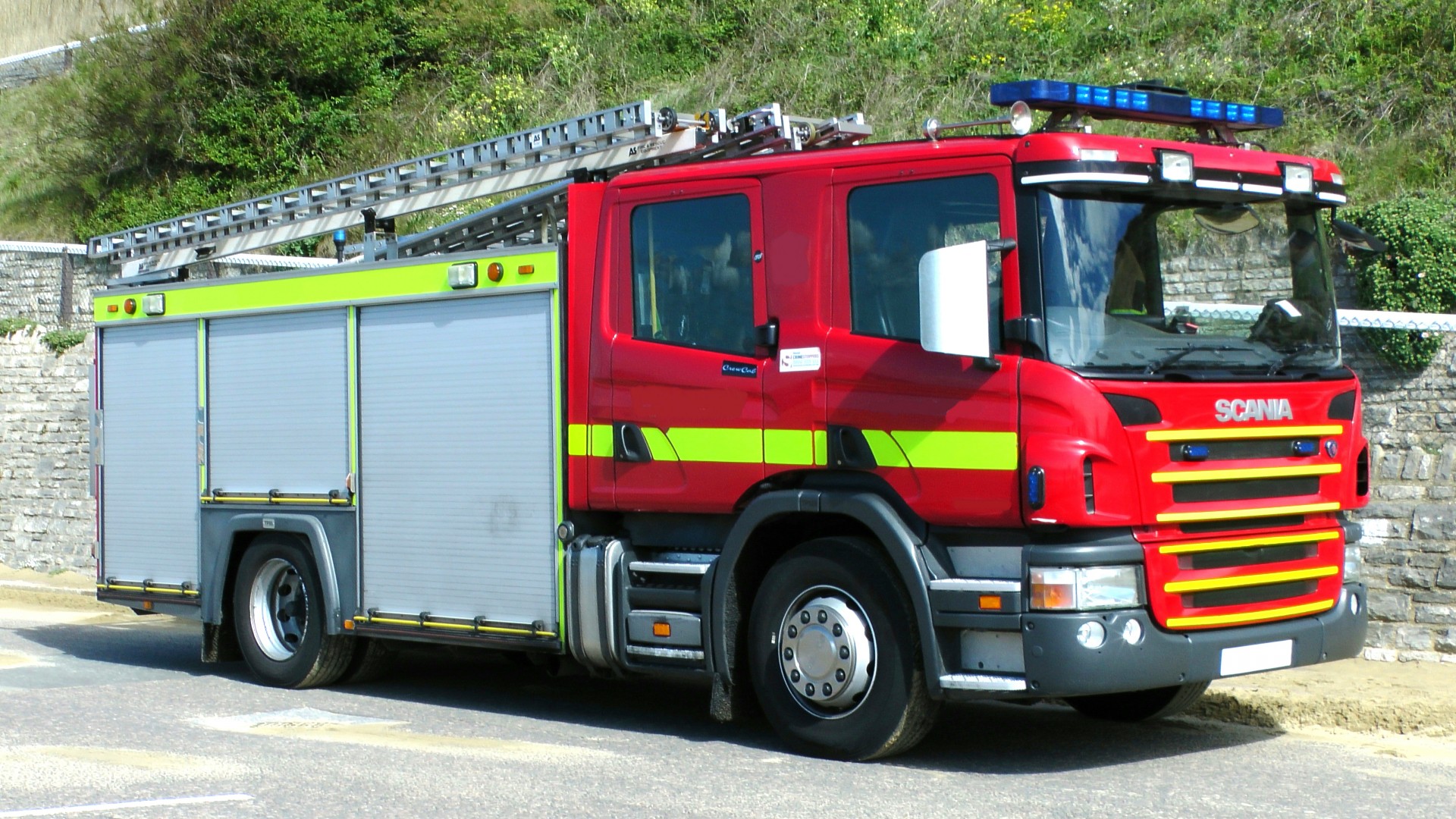 British-fire-engine-truck.jpg