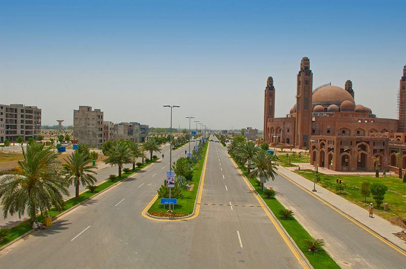Grand-Jamia-Masjid-Bahria-Town-Lahore.jpg