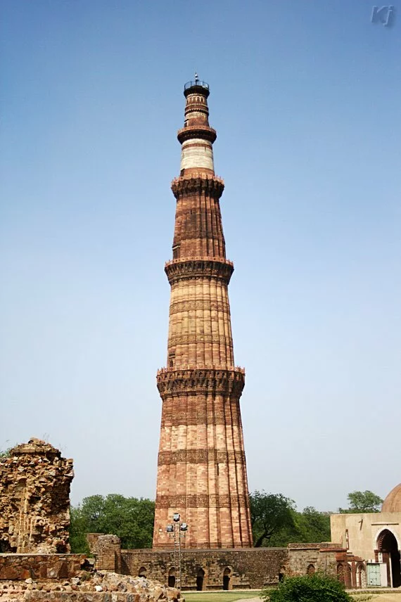 qutub-minar-new-delhi.jpg