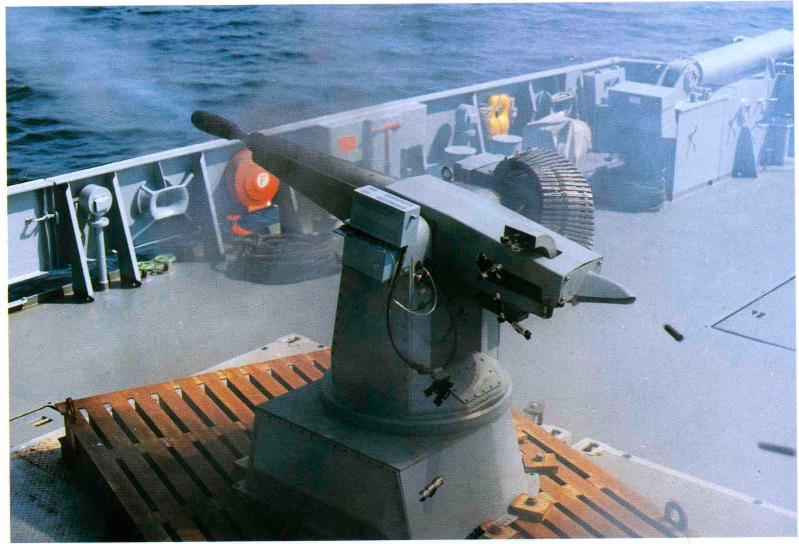 3036_67_217-ciws-gun-system.jpg