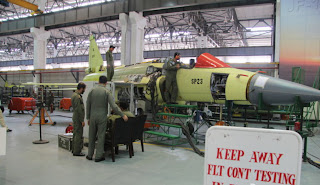 JF-17%27s+final+assembly+line+at+PAC+Kamra.jpg