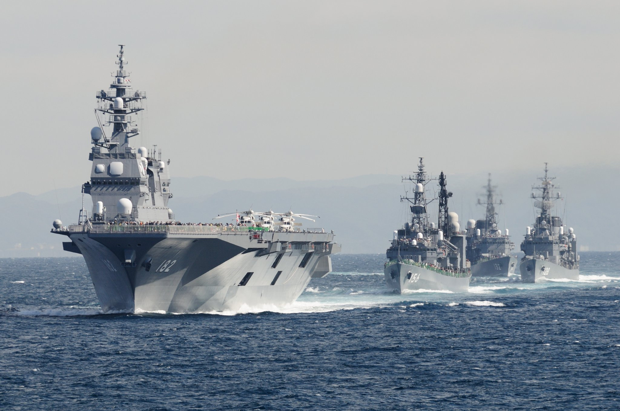 JMSDF-Fleet-Review-2012-10.jpg