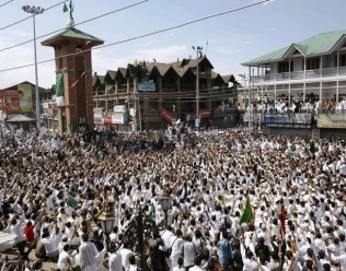 Kashmir-eid-protest-2-REUTERS-640x4801-316x248.jpg