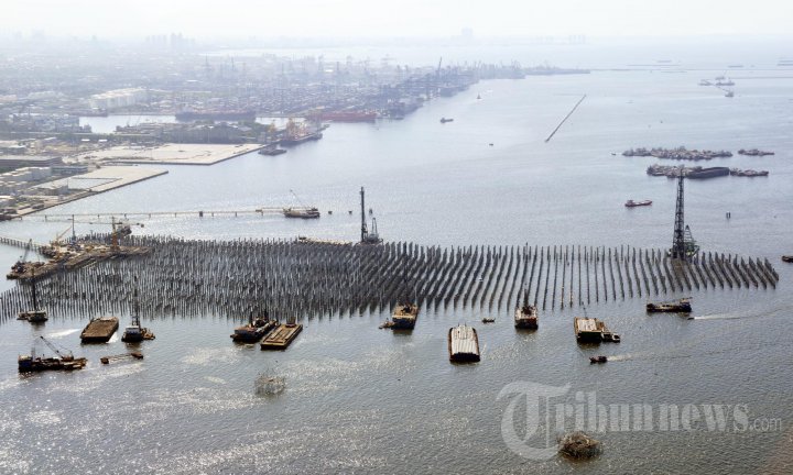 20131217_045653_new-tanjung-priok.jpg