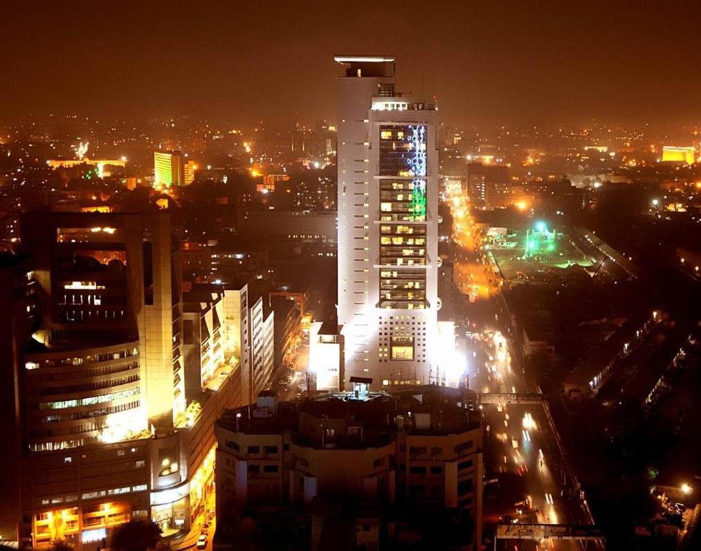 Karachi-Skyline-at-night-Pakistan.jpg