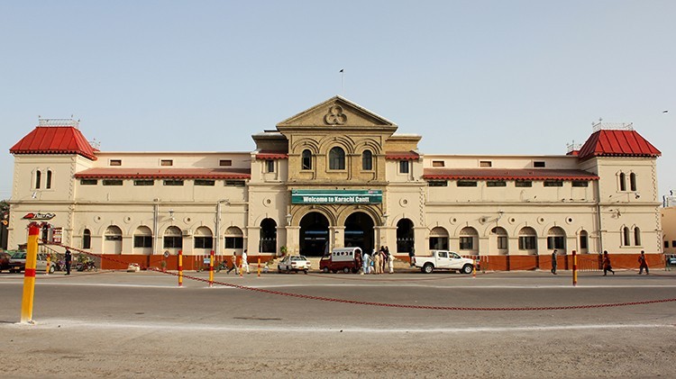 Karachi-Cantonment-Railway-Station-9-1544144818.jpg