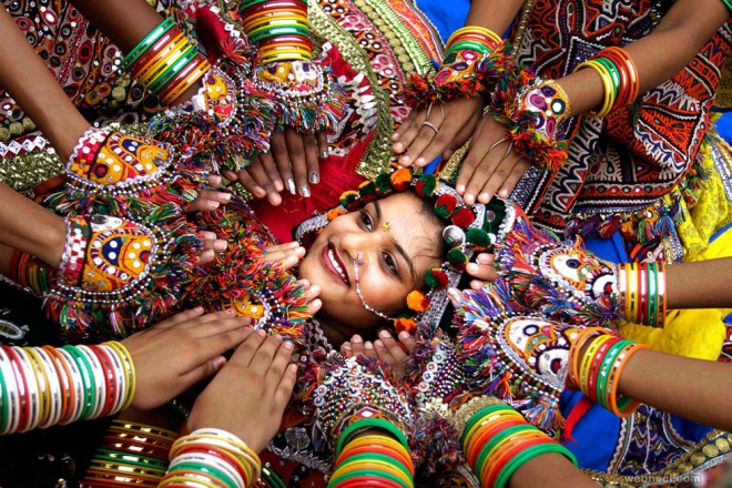 18-indian-pictures-colorful.preview.jpg