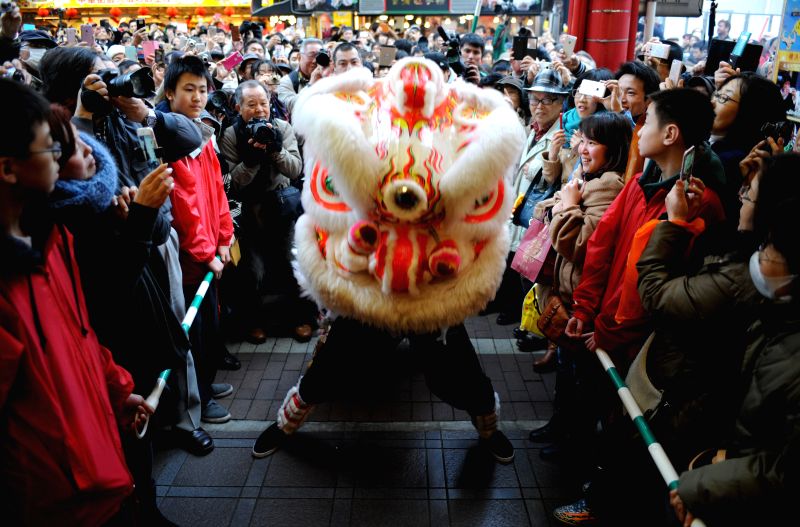 yokohama-feb-19-2015-xinhua-a-lion-dance-is-270347.jpg