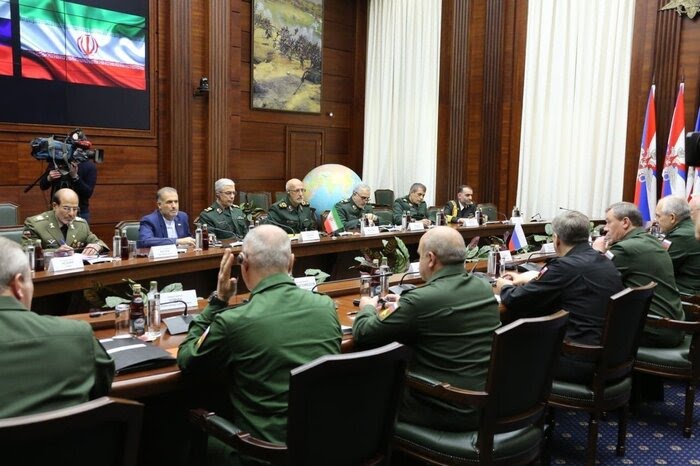 گزارش تصویری از نشست سردار محمد باقری و ارتشبد والری گراسیموف