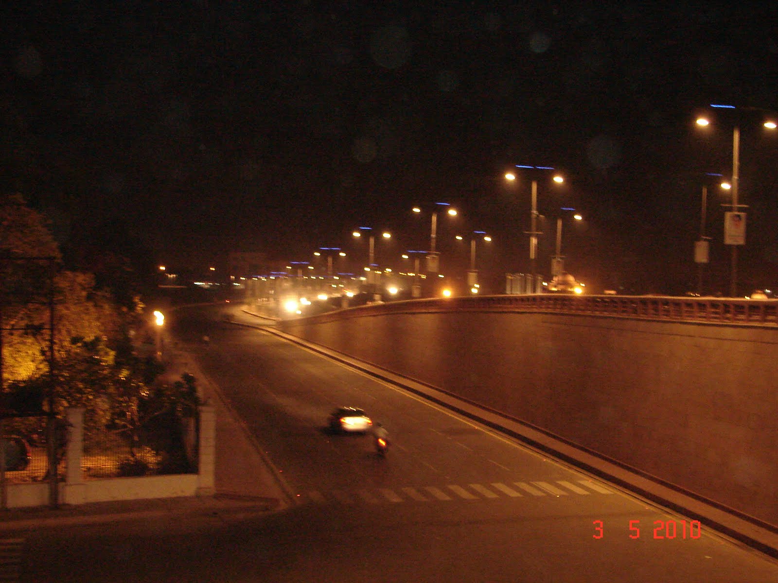 lucknow+night+image03.JPG