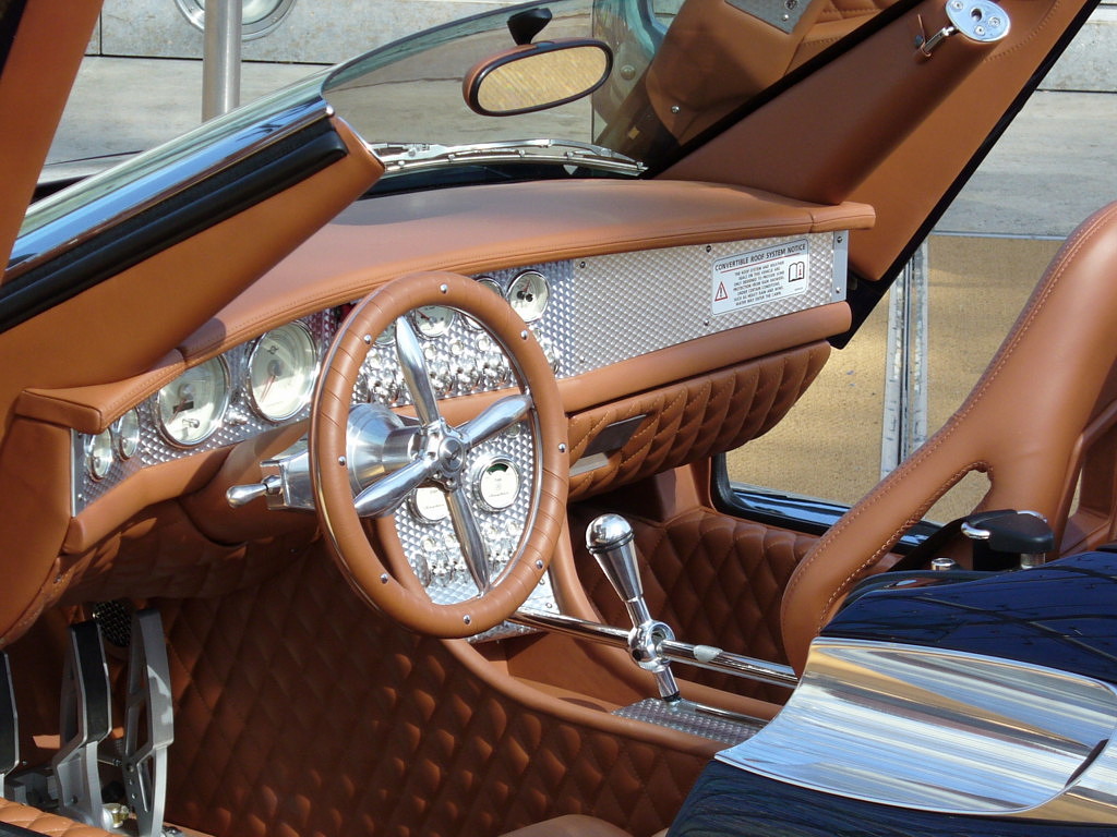 Spyker_C8_Interieur.JPG