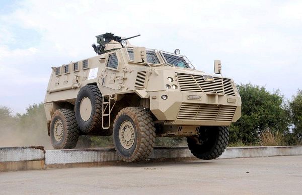 Al_Masmak_MRAP_Mine_Resistant_wheeled_Armoured_Personnel_carrier_vehicle_Saudi_Arabia_Defence_Industry_005.jpg