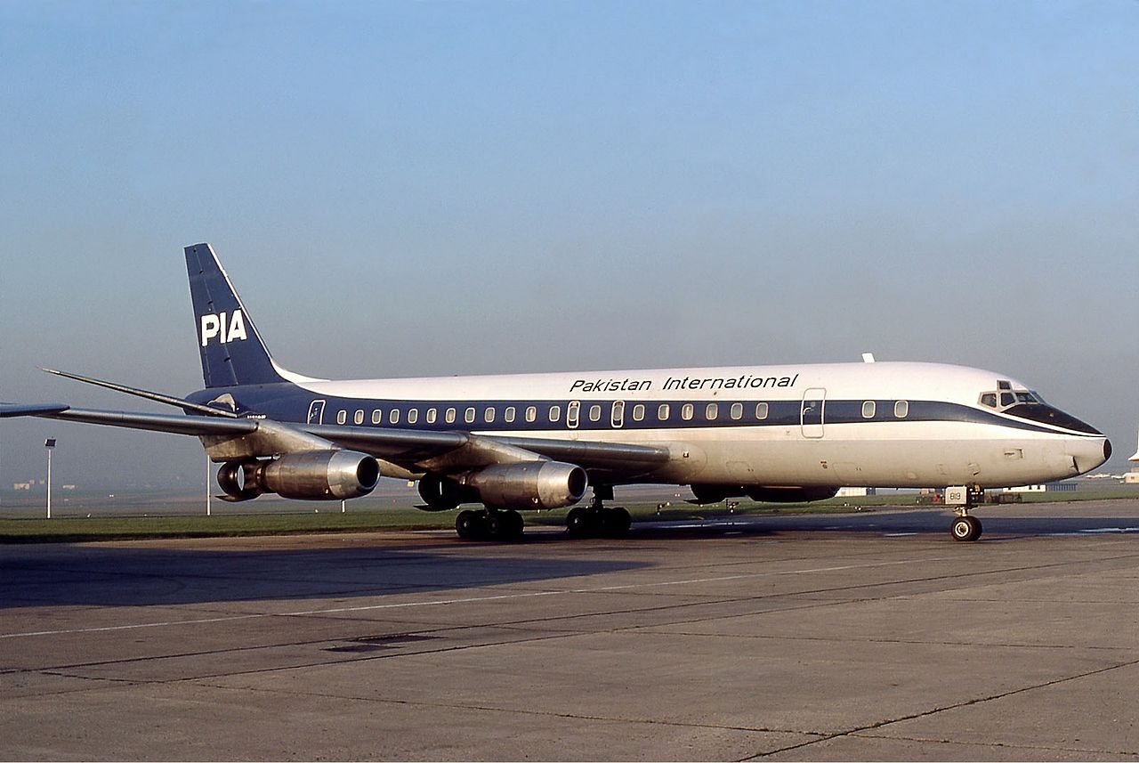 1280px-PIA_Douglas_DC-8_Gilliand.jpg