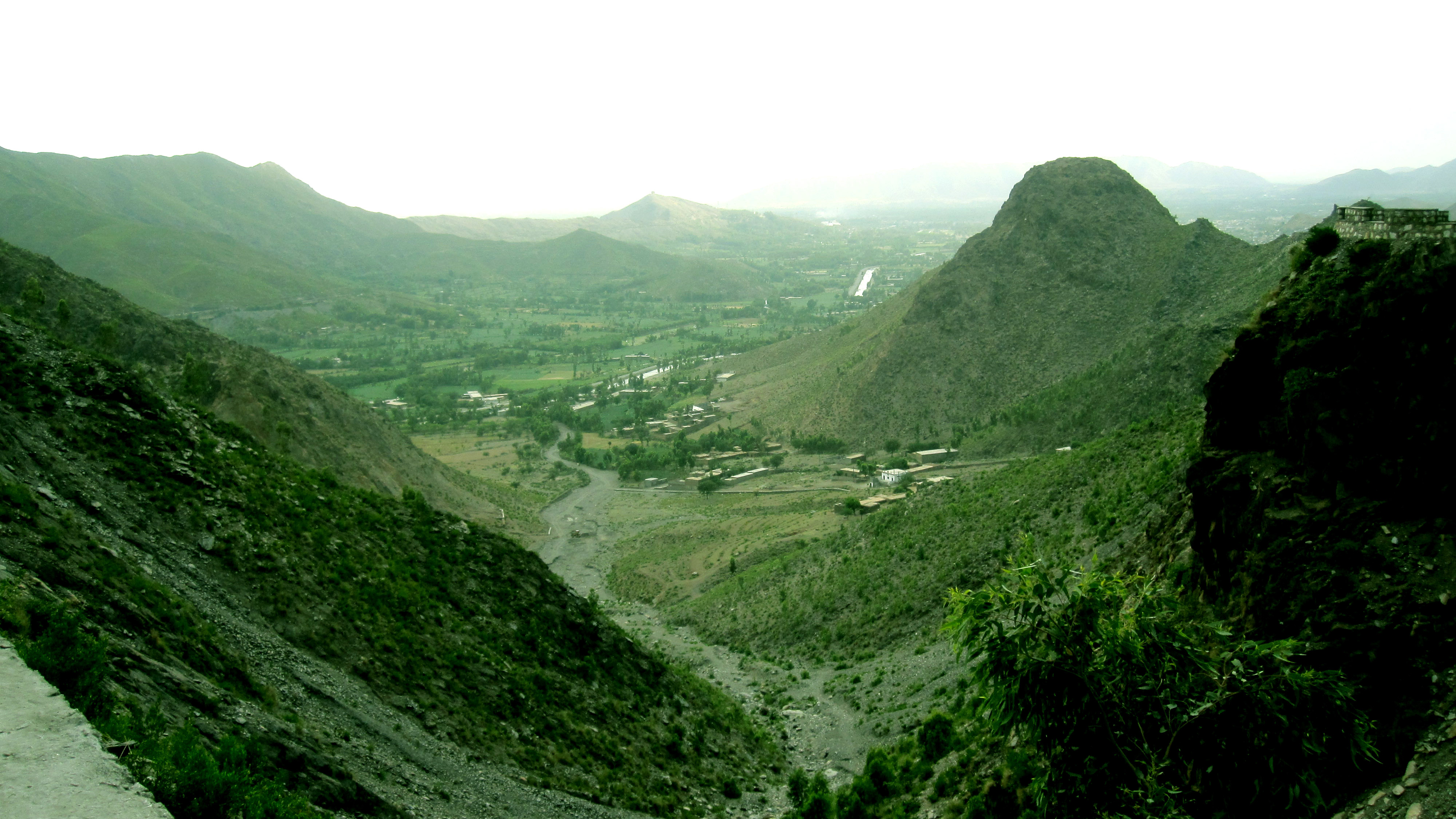 overlooking-the-swat-valley.jpg