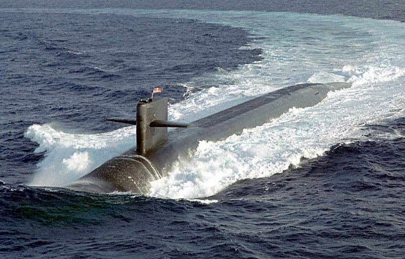 USS_Maine_%28SSBN-741%29.jpg