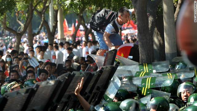 120915072321-china-japan-protest-story-top.jpg