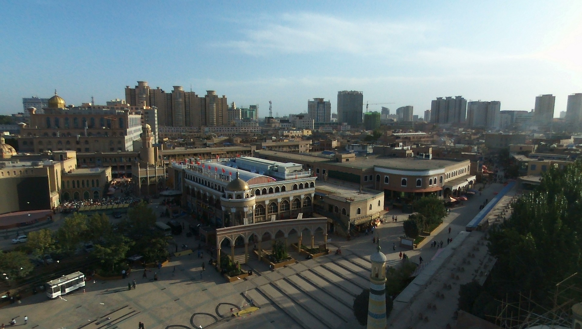 Kashgar%2C_China_Bebop_Drone_2015-09-13T194539%2B0000_18F943.jpg