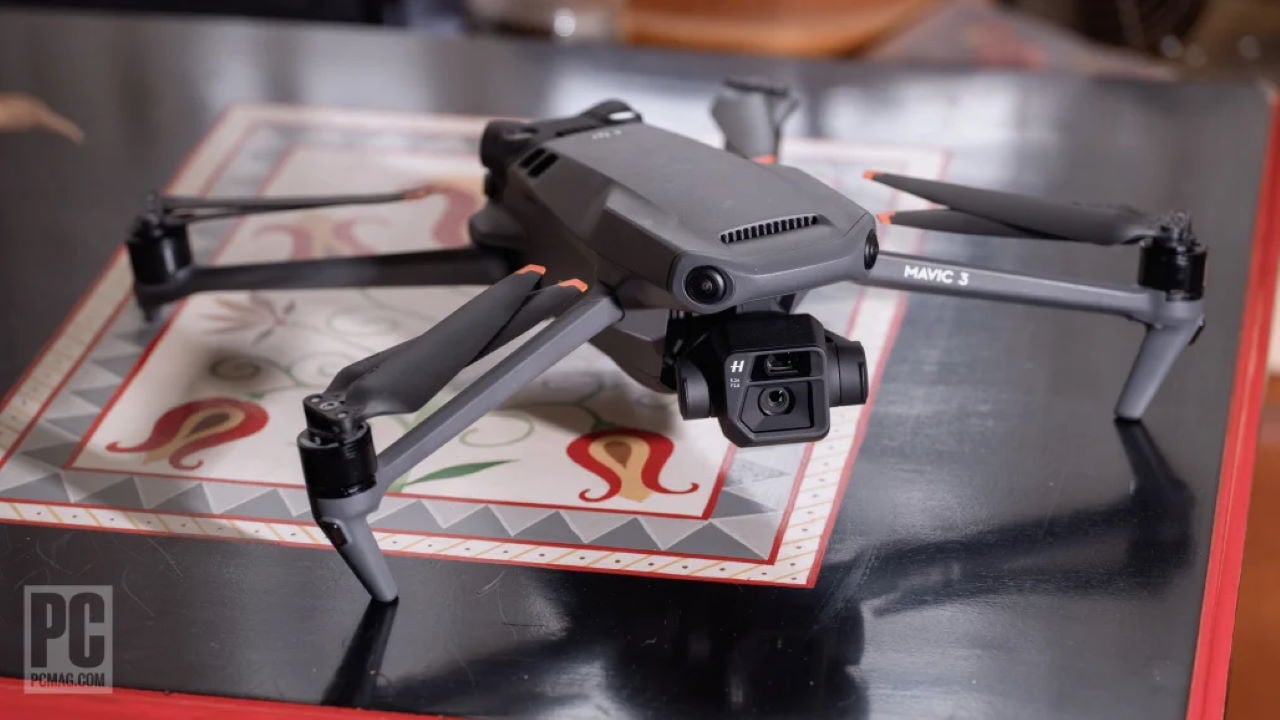 Russia Praises DJI Mavic Drone as 'True Symbol of Modern Warfare' Image