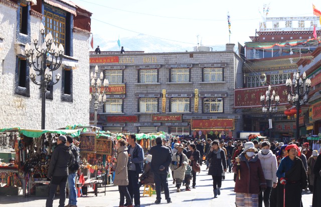 barkhor-street-lhasa-tibet.JPG