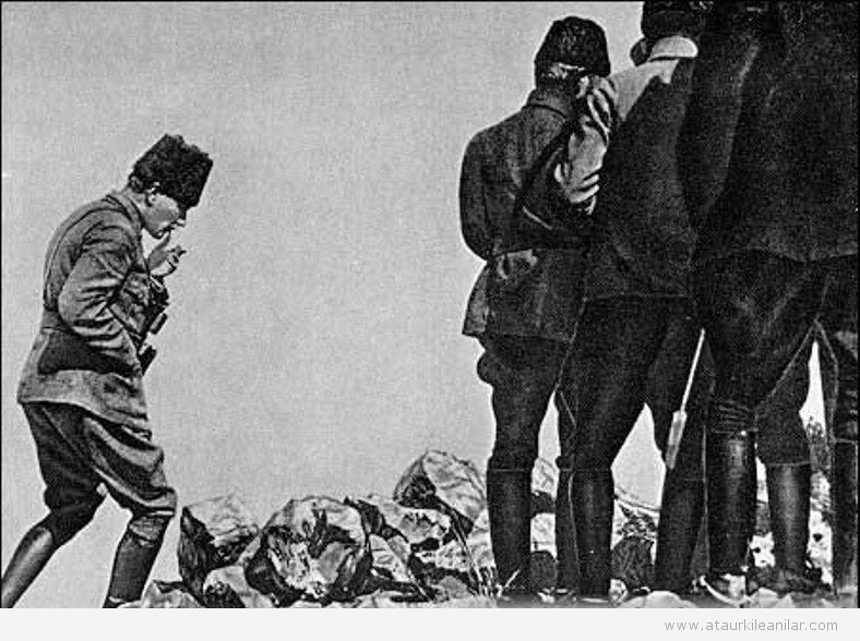 ataturk_sigara.jpg