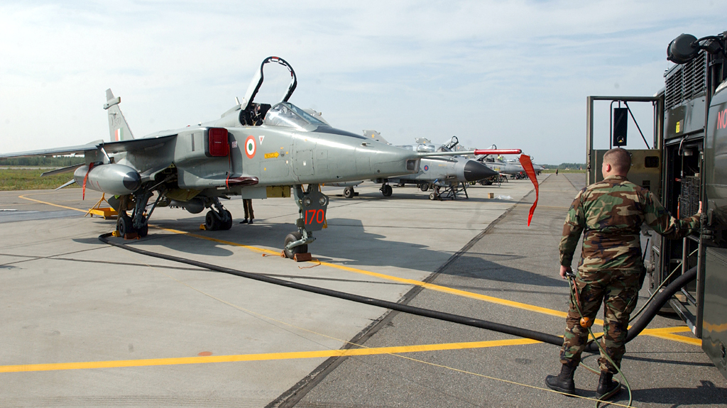 Indian_Air_Force_Jaguar.jpg