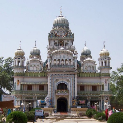 400px-600px-Gurudwara_Mehdiana_Sahib.jpg