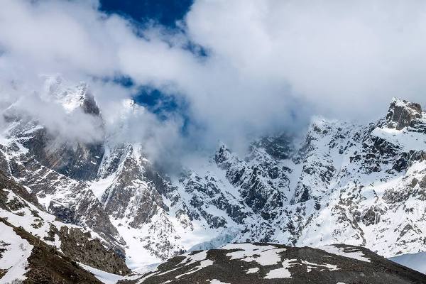 mountains-in-naltar.jpg