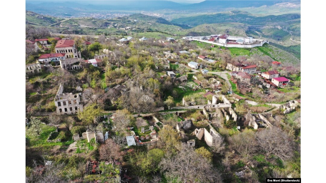 An aerial view of Nagorno-Karabakh’s mountain fortress city of Shushi/Susa.