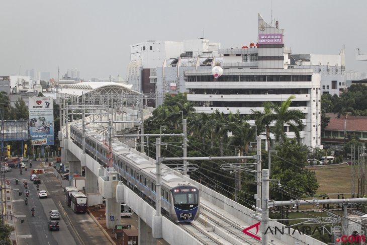 antarafoto-usulan-tarif-mrt-jakarta-221018-dr-02.jpg