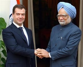 Dmitry-Manmohan-Singh.jpg