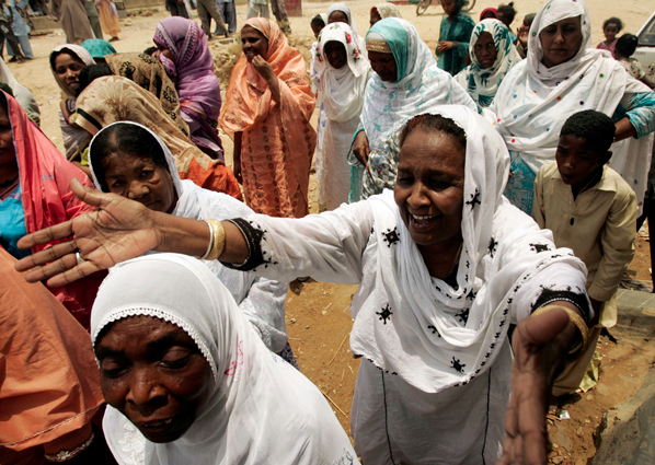 sheedi-women-pakistan.png