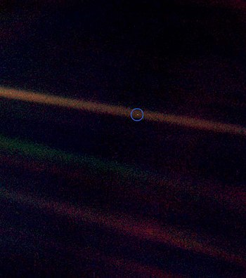 350px-PaleBlueDot.jpg