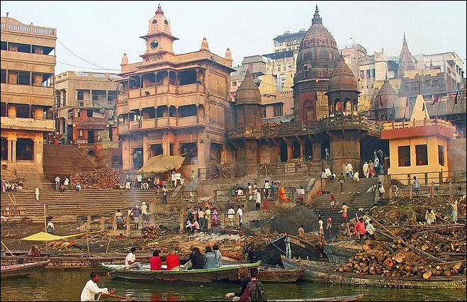 20120502-Manikarnika_Cremation_Ghat_Varanasi.jpg