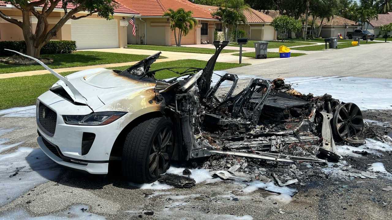 jaguar-i-pace-florida-fire.jpg