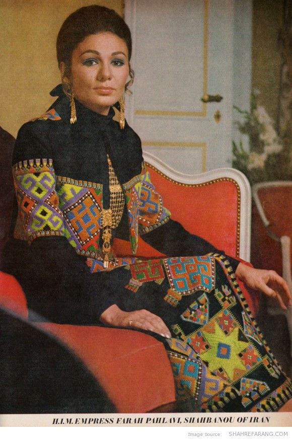 Vogue-Iran-13-Farah-Diba-580x878.jpg