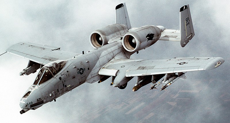 800px-A-10_Thunderbolt_II_In-flight-2.jpg