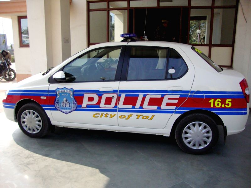 a-police-patrol-car-stands-outside-a-gate-of-taj-30161.jpg